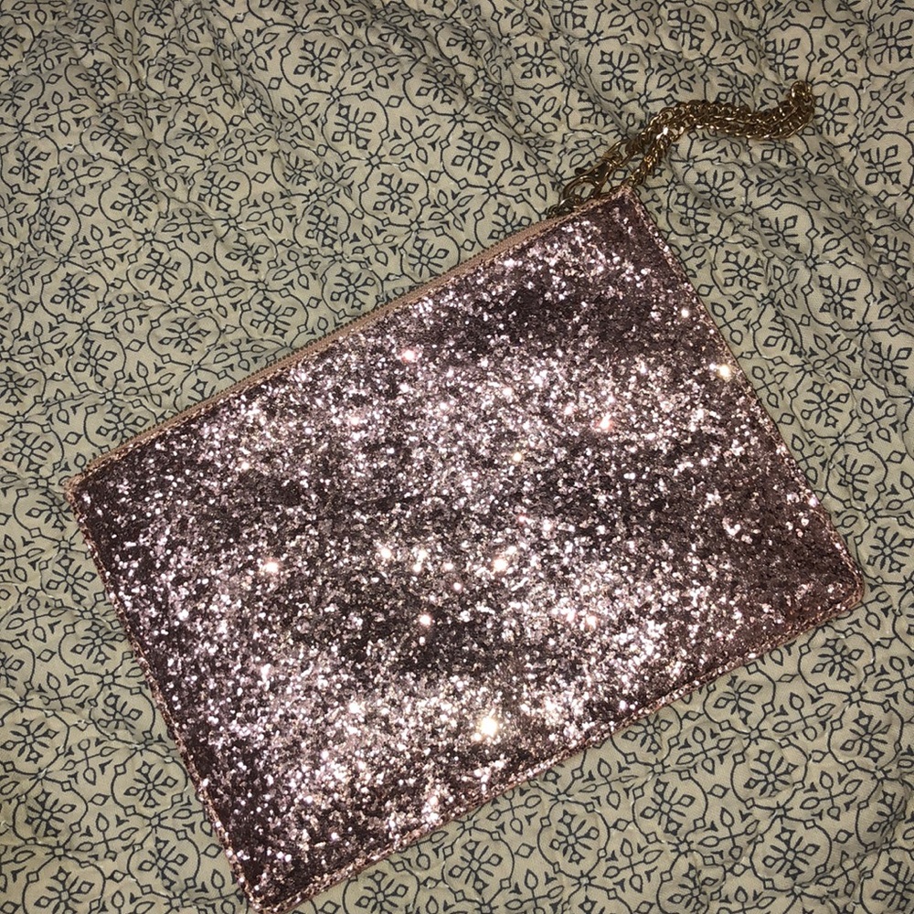 Aldo wristlet